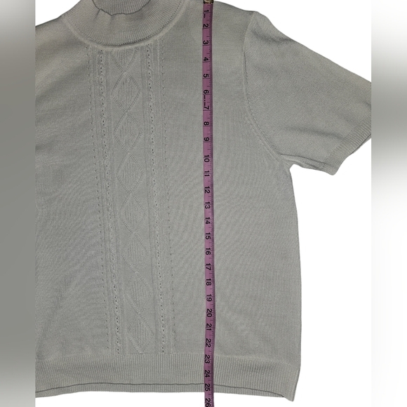 Alfred Dunner Wonens Vintage Pointelle Beaded High Neck Knit Sweater Top Sz M - Picture 9 of 13